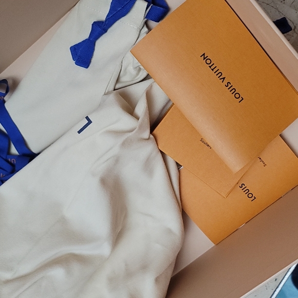 Louis vuitton sneaker - Picture 9 of 11